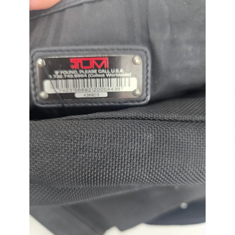 Tumi Messenger Bag Mens OS 4368D3 Black Ballistic Nylon Crossbody*